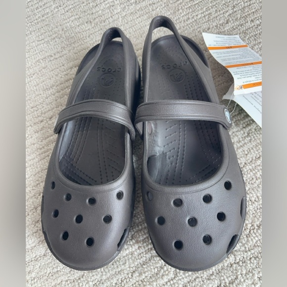 CROCS Brown Flats - Picture 2 of 6